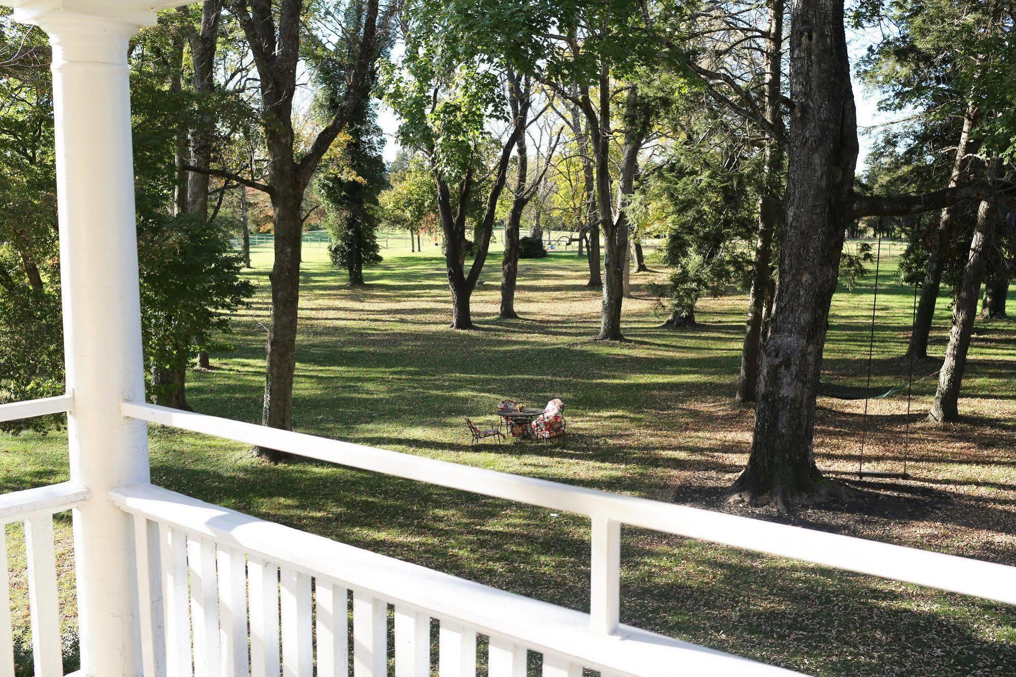 Prospect Hill Inn & Restaurant Zion Crossroads Экстерьер фото